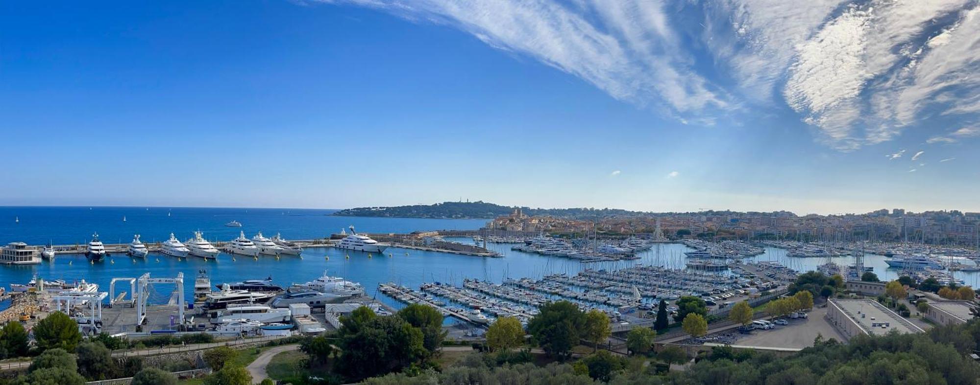 Carre D'or Bastion 1er Vue Apartment *