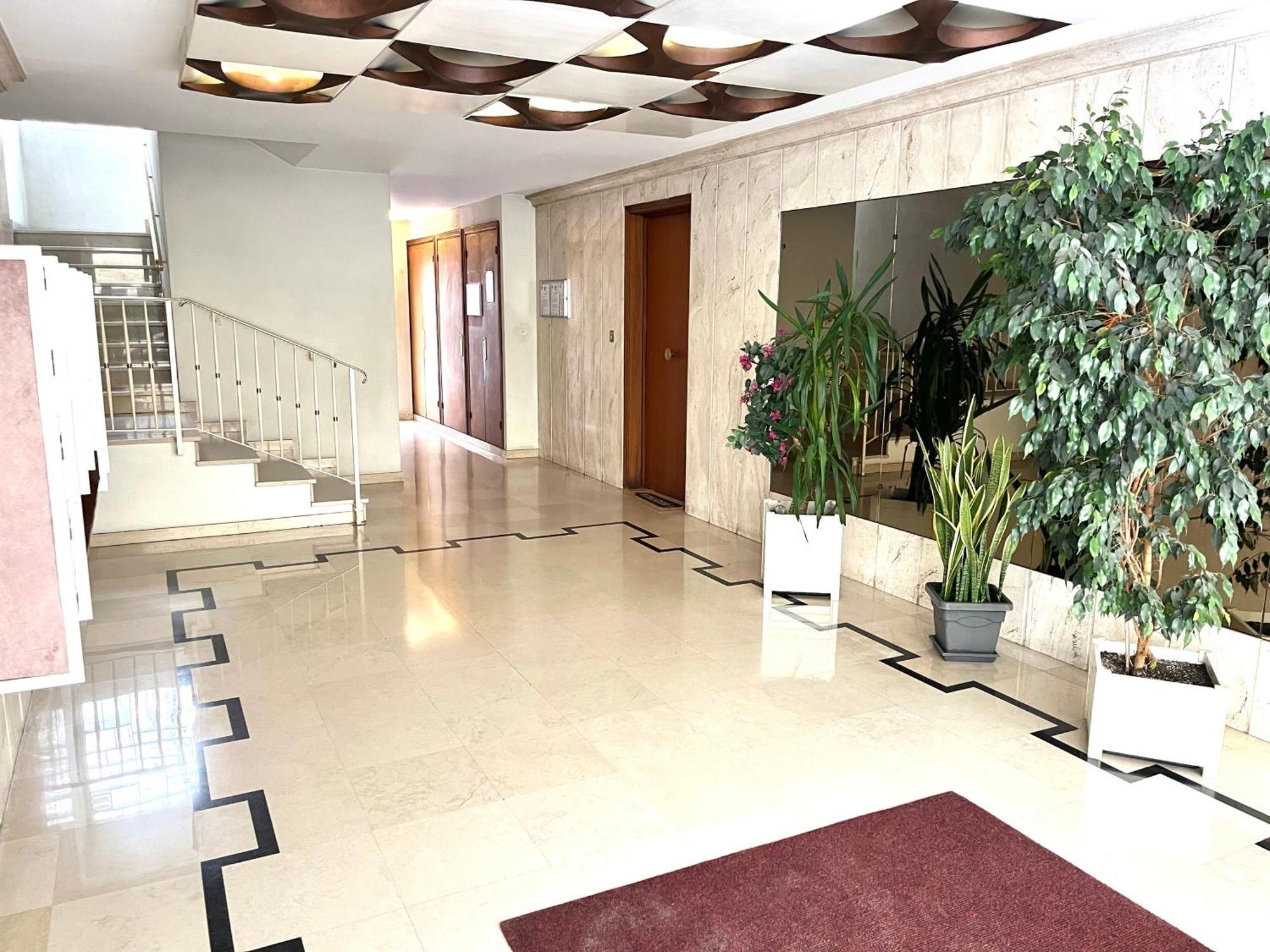 Apartment Carre D'or Bastion 1er Vue Antibes